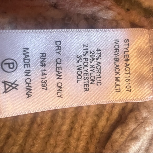 ASTR the Label Maria Beige Fair Isle Sweater Swedish Sweater Size Small - Picture 4 of 10